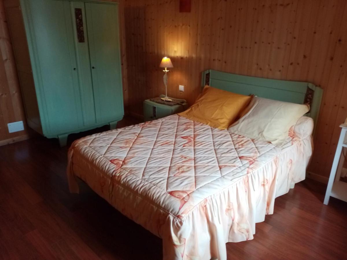 Abbaye Saint Gilbert Bed & Breakfast Ngoại thất bức ảnh