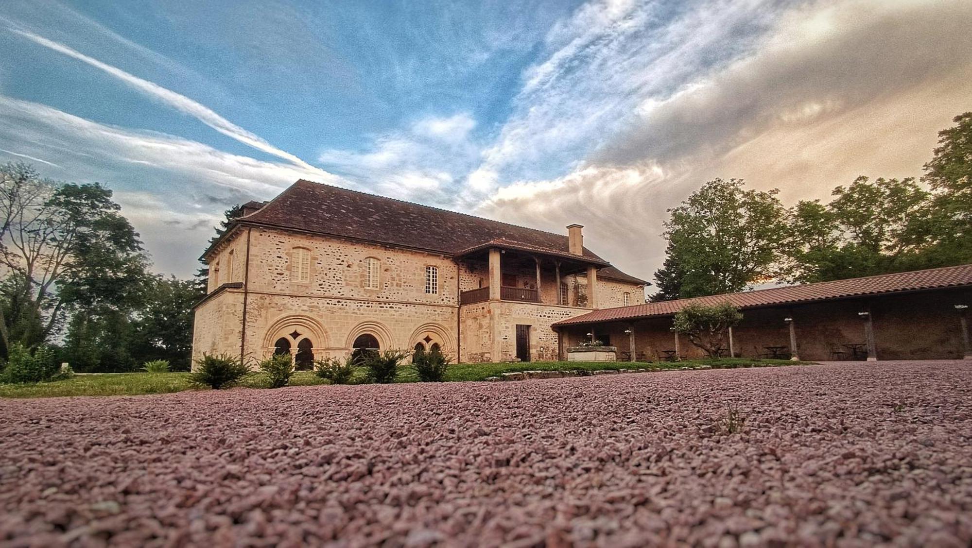 Abbaye Saint Gilbert Bed & Breakfast Ngoại thất bức ảnh