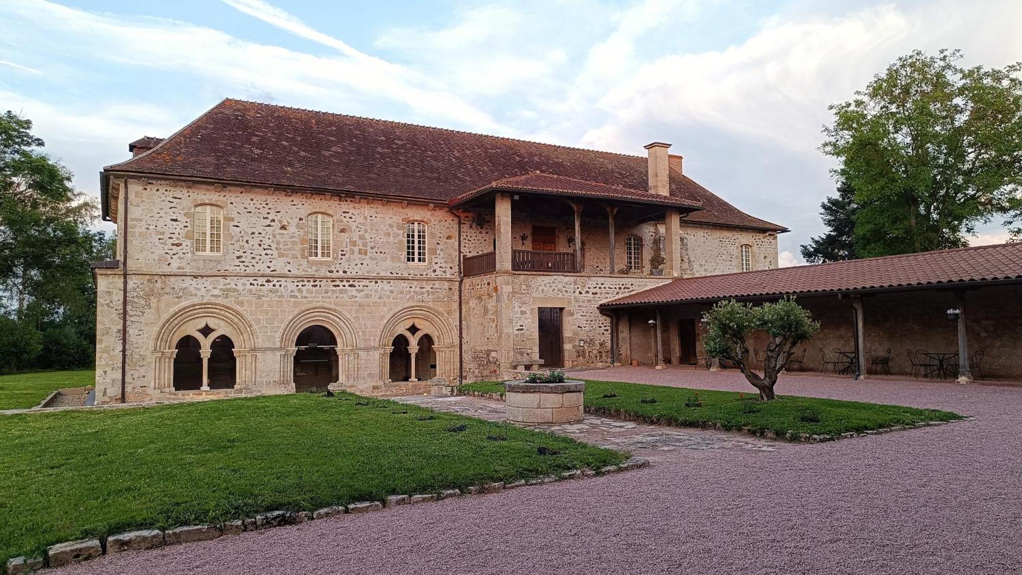 Abbaye Saint Gilbert Bed & Breakfast Ngoại thất bức ảnh